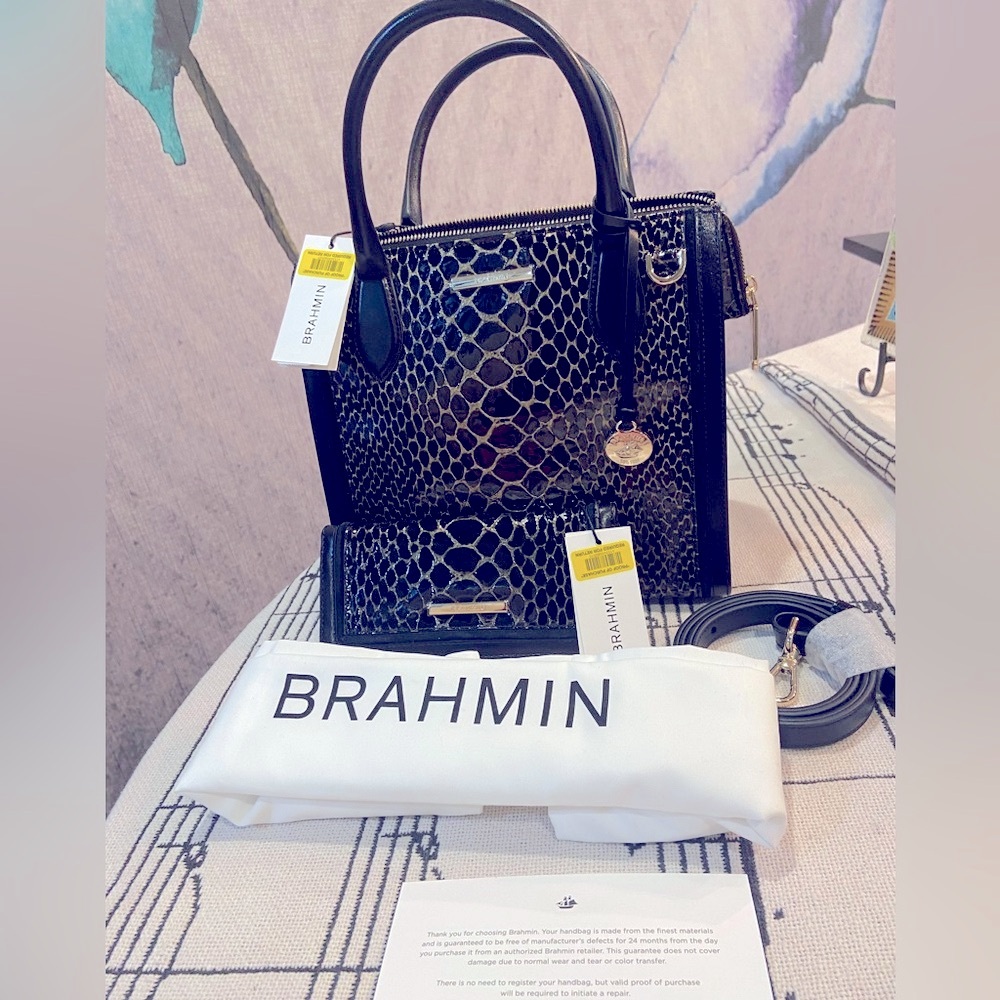 NWT BRAHMIN BLACK CAVATICA SMALL CAROLINE PURSE AND WALLET
